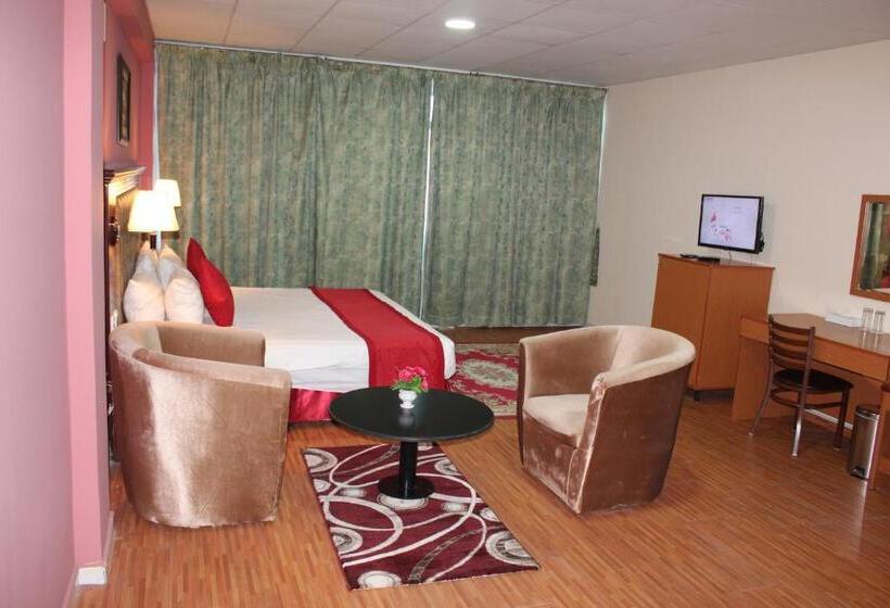 Номер Стандарт, Grand Nova