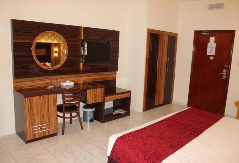 Номер Стандарт, Grand Nova