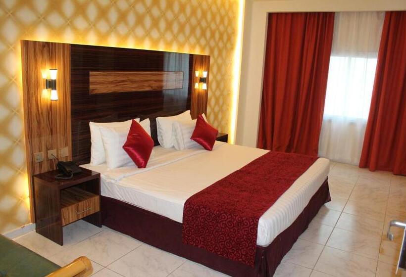 Номер Стандарт, Grand Nova