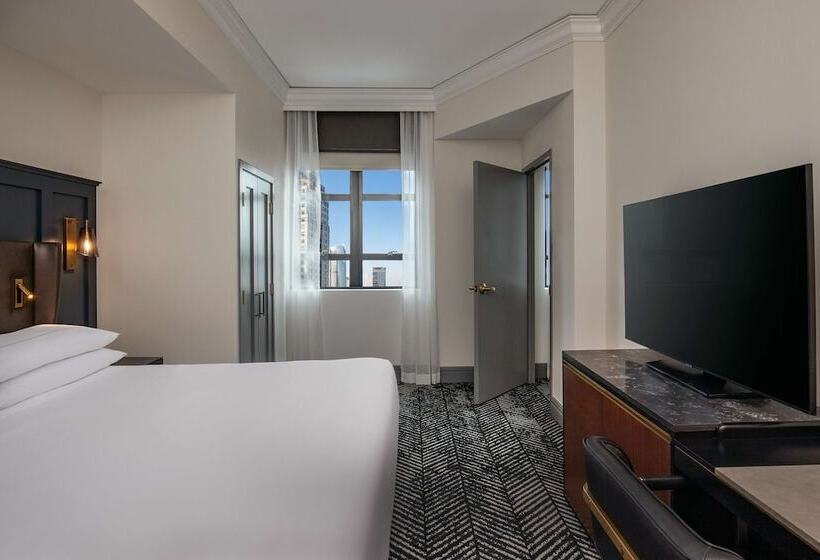 套房, The Dagny Boston