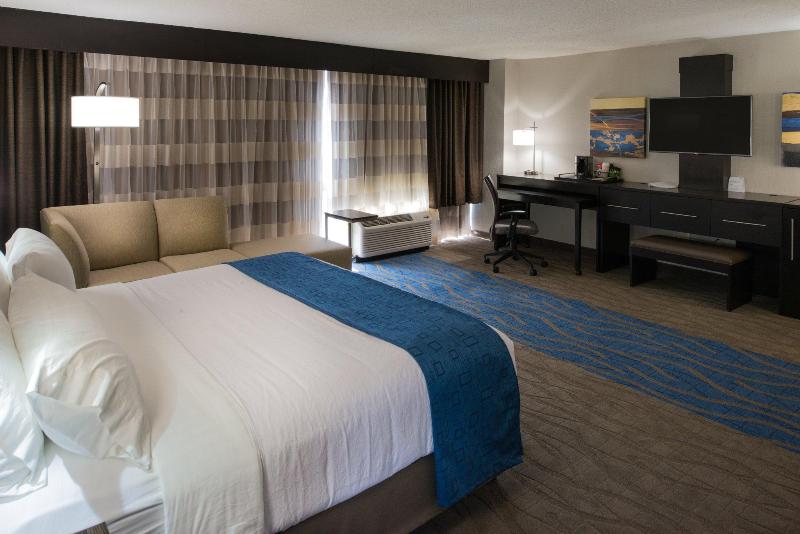 스위트 킹사이즈 침대, Holiday Inn St Louis Downtown/convention Center, An Ihg