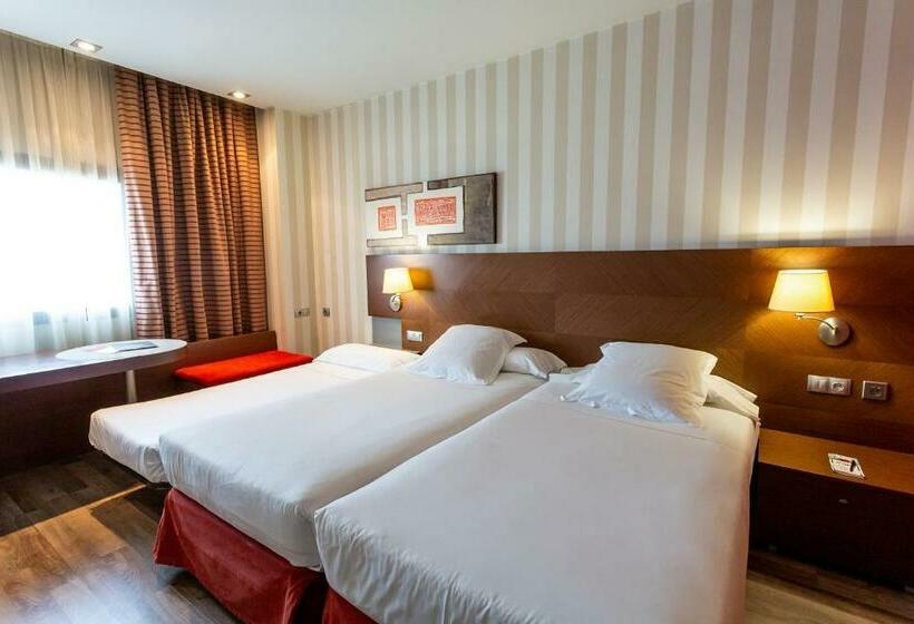 اتاق استاندارد, Las Artes