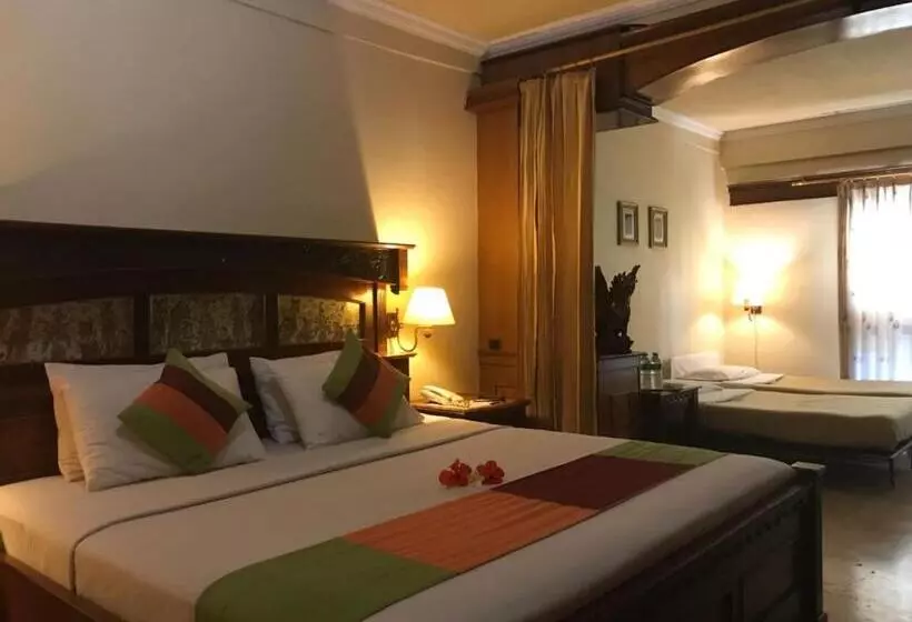 اتاق لوکس خانوادگی, Melasti Beach Resort & Spa Legian
