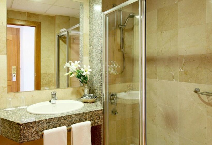 带海景标准四人间, Poseidon Playa