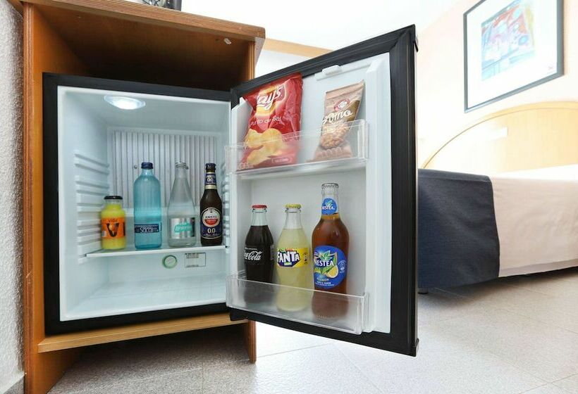 带海景标准四人间, Poseidon Playa