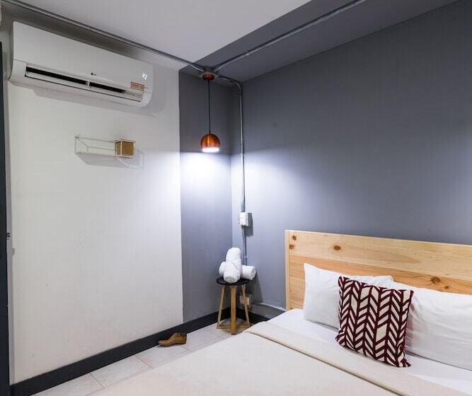 标准间, Socialtel Medellin Formerly Selina Medellin