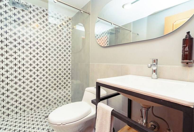 标准间, Socialtel Medellin Formerly Selina Medellin