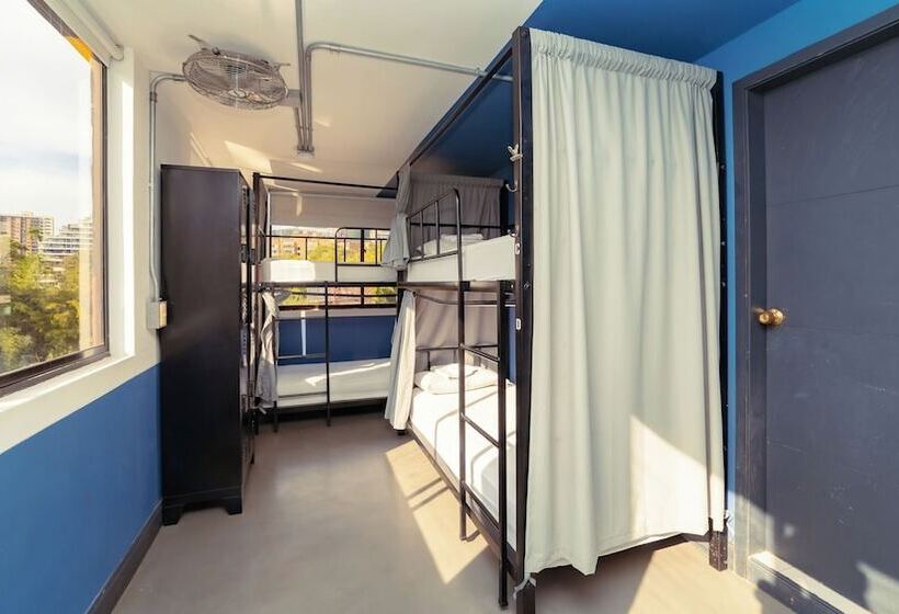 共用房间的床, Socialtel Medellin Formerly Selina Medellin