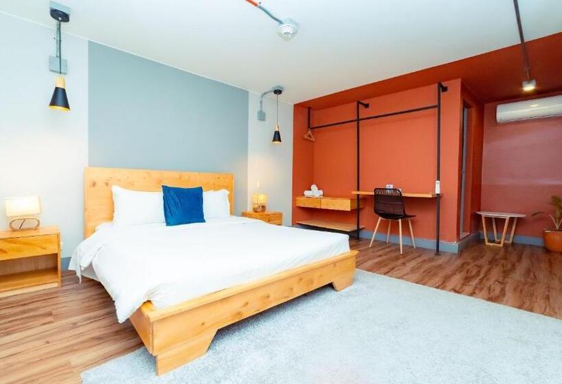 标准间, Socialtel Medellin Formerly Selina Medellin