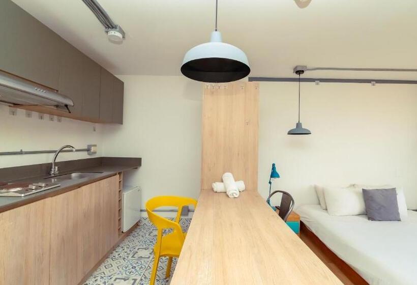 标准工作室, Socialtel Medellin Formerly Selina Medellin