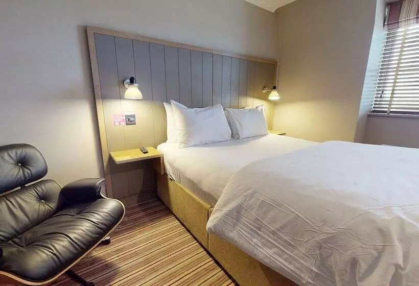ファミリールーム, Village Hotel Hull