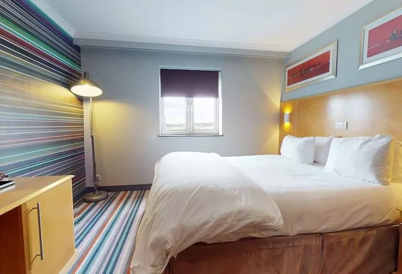 ファミリールーム, Village Hotel Hull