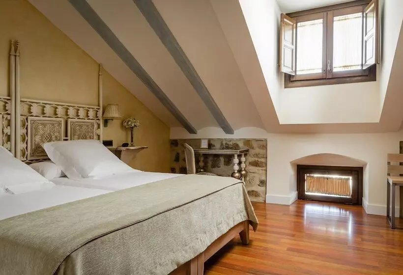 スタンダードルーム, Yit La Casona Del Arco