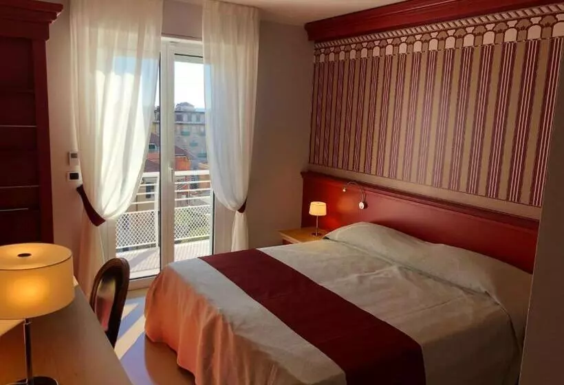 オーシャンビュースタンダードルーム, Mh Hotel Varazze