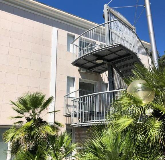 标准单人间, Mh Hotel Varazze