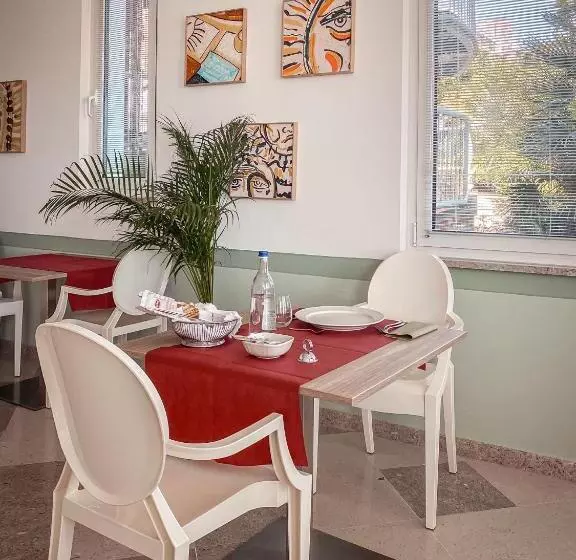 Triple Room Sea View, Mh Hotel Varazze