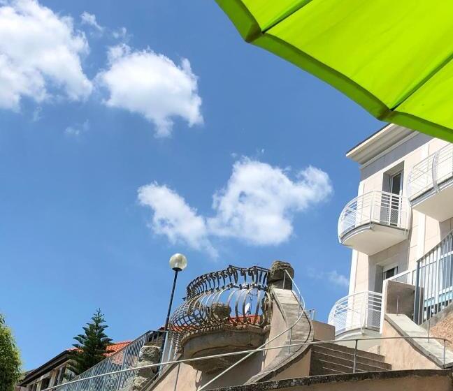 Номер Стандарт Трехместный, Mh Hotel Varazze