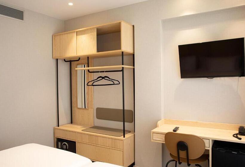 스탠다드 룸, Dos Rios Origen