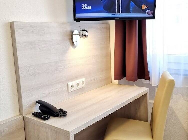 스탠다드 싱글 룸 공동욕실, Adler Hotel Frankfurt