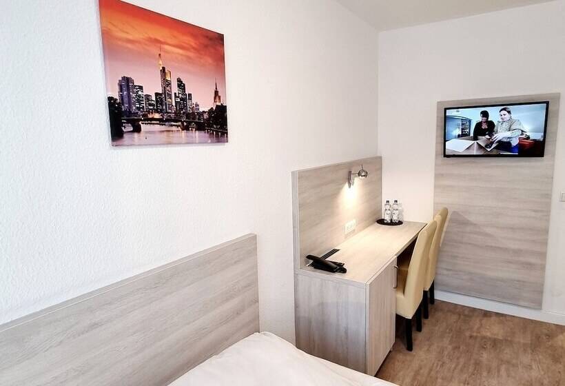 스탠다드 룸 공동 욕실, Adler Hotel Frankfurt