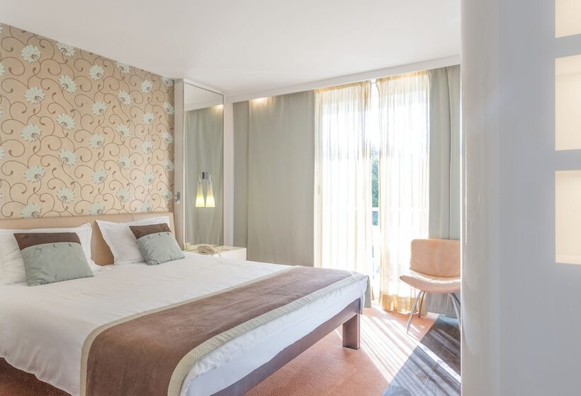 バルコニー付きスタンダードルーム, Amfora Hvar Grand Beach Resort