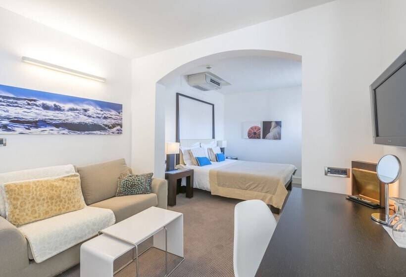 オーシャンビューバルコニー付スタンダードワンルーム, Amfora Hvar Grand Beach Resort