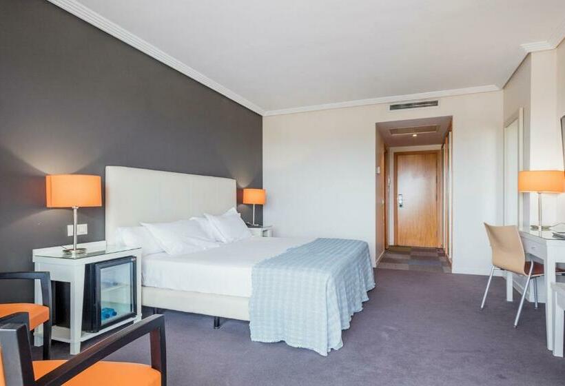 キングサイズベッドのスーペリアルーム, Balneario Playa De Comarruga