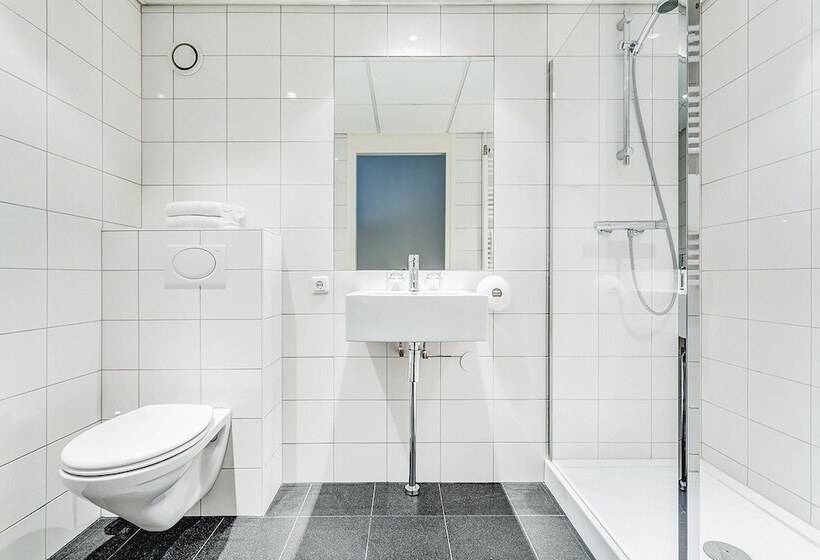 جناح جونيور مزوَّد بشرفة, Fletcher Hotel Restaurant De Eese