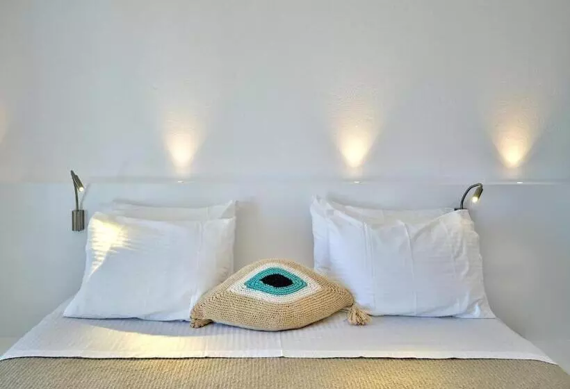 سوییت جونیور با چشم‌انداز دریا, Kanale S Rooms & Suites