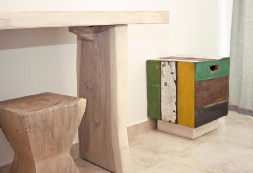 2 Bedrooms Suite Sea View, Kanale S Rooms & Suites