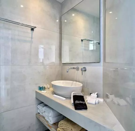 اتاق سوپریور با چشم‌انداز جانبی دریا, Kanale S Rooms & Suites