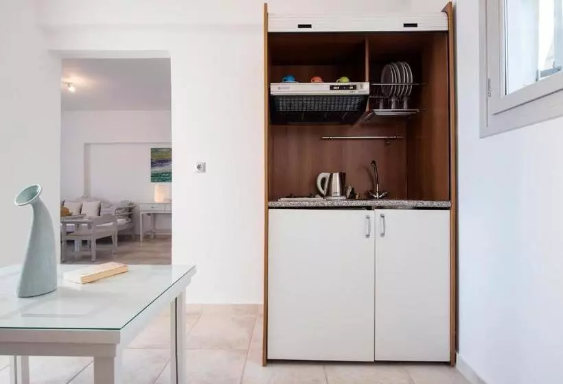 2 Bedrooms Suite Sea View, Kanale S Rooms & Suites
