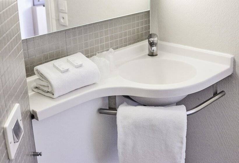 标准间带双人床, Kyriad Tours Sud  Chambraylestours