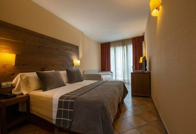 标准三人间, Màgic Ski by Nexta