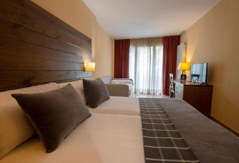 标准三人间, Màgic Ski by Nexta