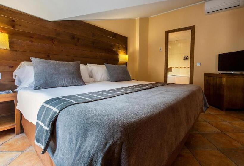 四人高级间, Màgic Ski by Nexta