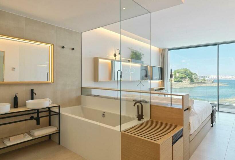 豪华房间, Noa Boutique