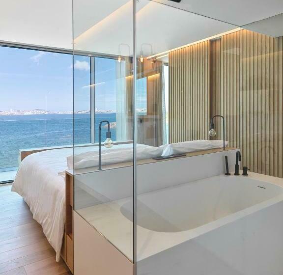 Suite Deluxe, Noa Boutique