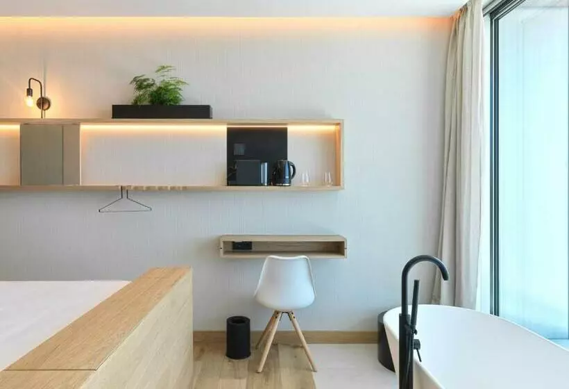 اتاق لوکس, Noa Boutique