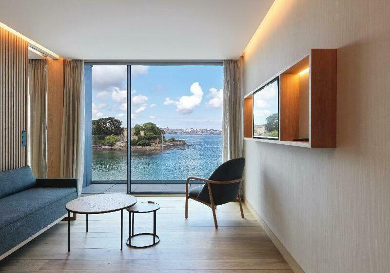 标准间, Noa Boutique