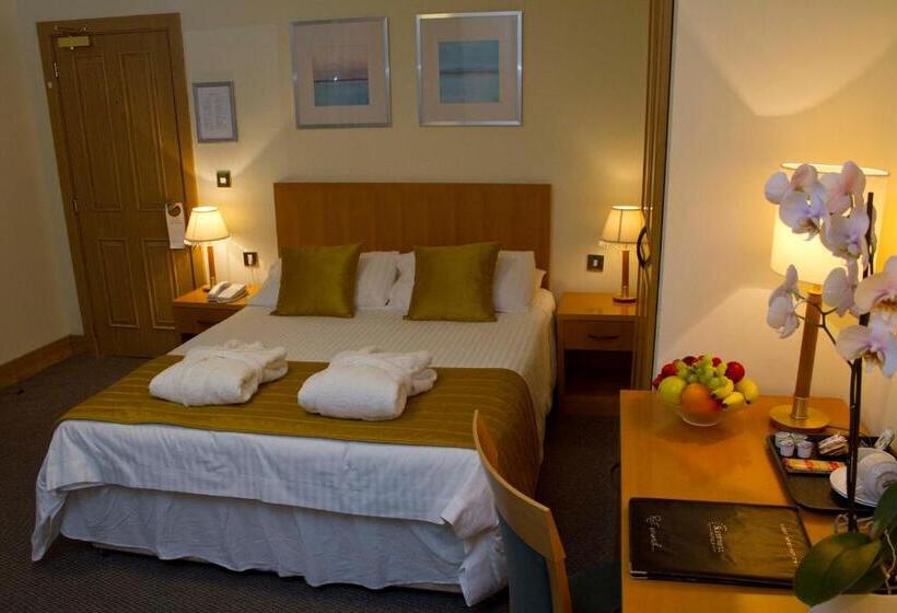 חדר אקזקיוטיב נוף לים, The Rutland