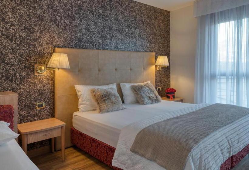 اتاق استاندارد چهار تخته, Sporting Trento