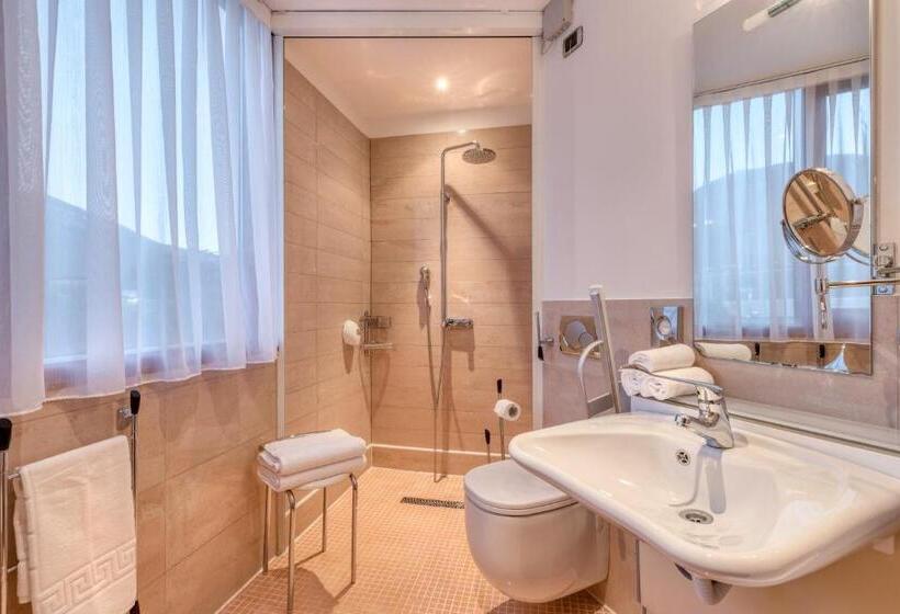 اتاق استاندارد برای معلولان, Sporting Trento