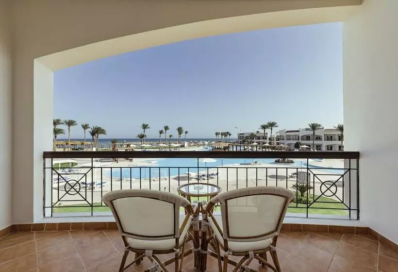 سوییت جونیور, Sunrise Alma Bay Resort
