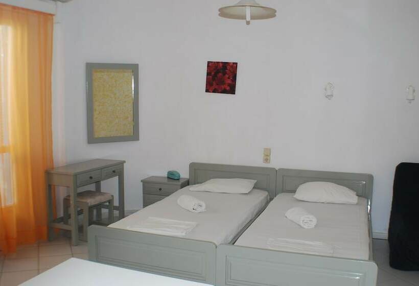 이코노미 스튜디오, Renia