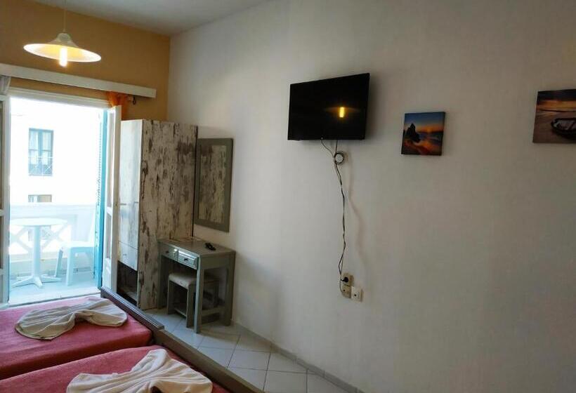 스탠다드 스튜디오, Renia