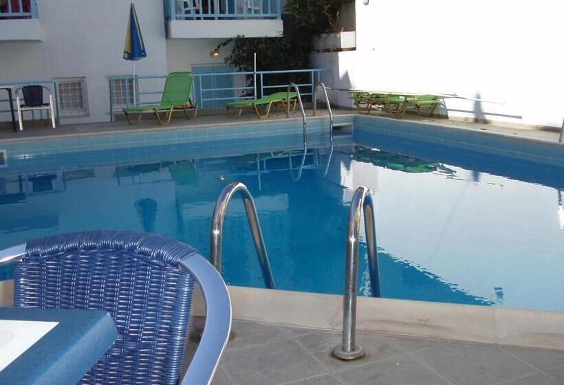 스탠다드 스튜디오, Renia