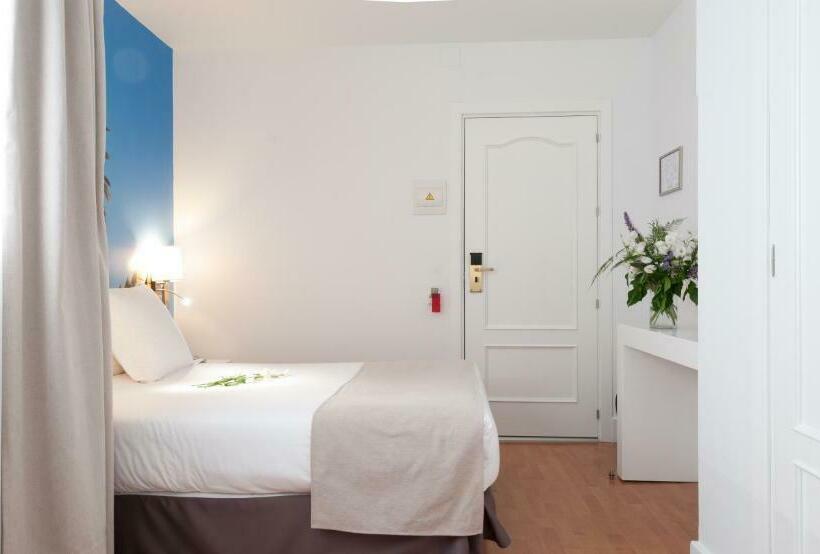 اتاق استاندارد یک نفره, Alcazar