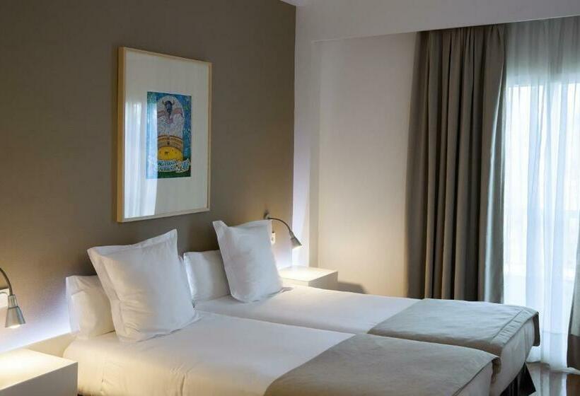 اتاق راحتی, Alcazar