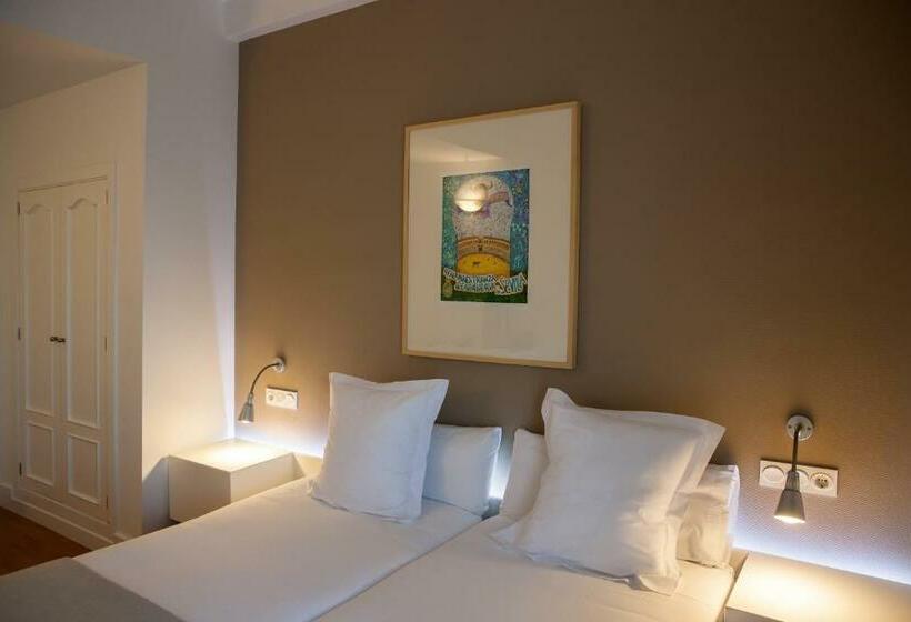 اتاق راحتی, Alcazar